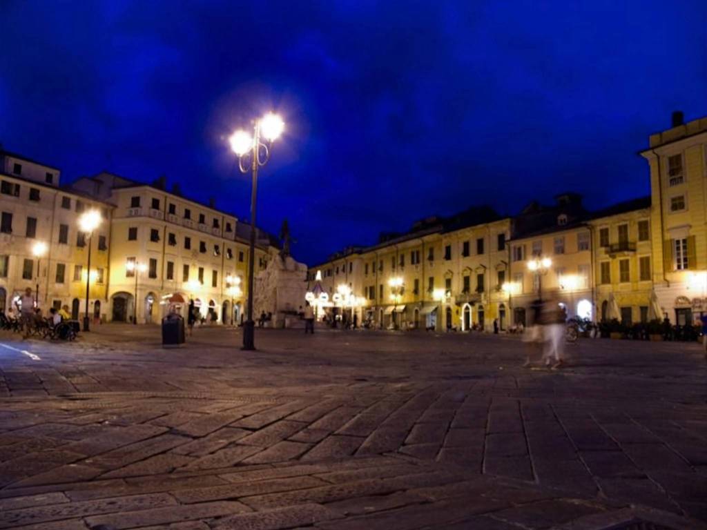 appartamento in affitto a Sarzana