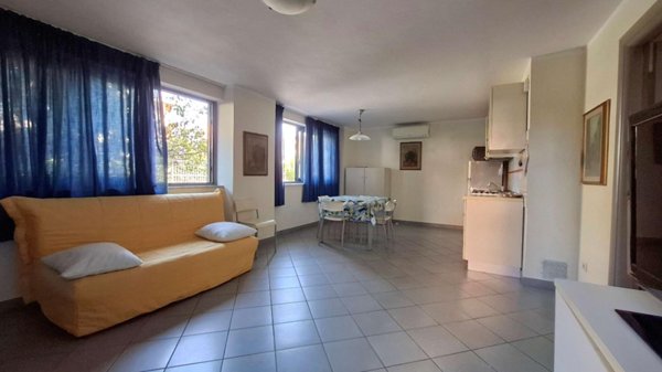 appartamento in affitto a Sarzana in zona Marinella di Sarzana