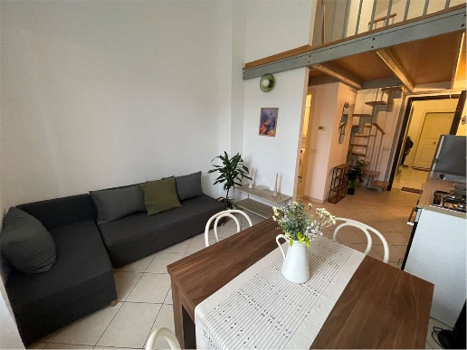 appartamento in affitto a Sarzana in zona Falcinello