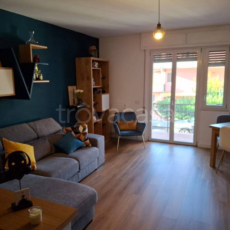 appartamento in affitto a Sarzana