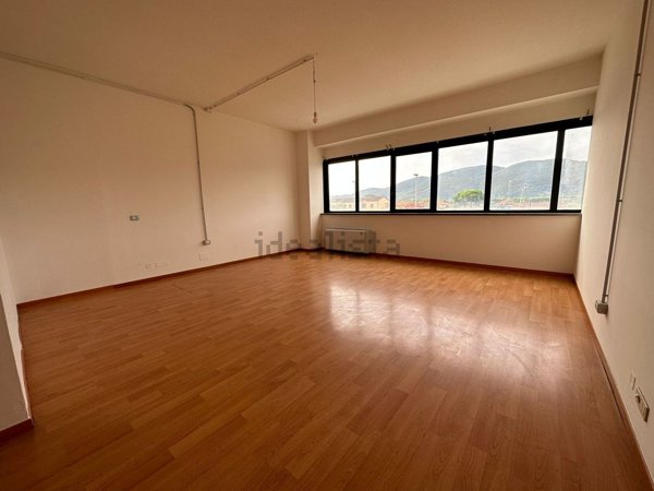 ufficio in affitto a Sarzana