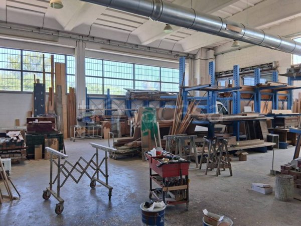 ufficio in affitto a Sarzana in zona San Lazzaro