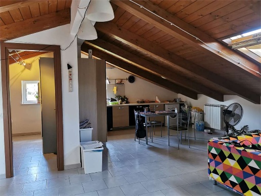 mansarda in affitto a Sarzana