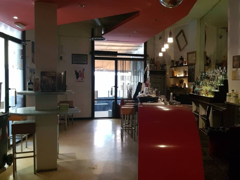 locale commerciale in affitto a Sarzana