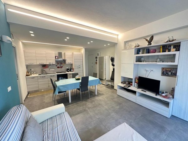 appartamento in affitto a Sarzana in zona Marinella di Sarzana