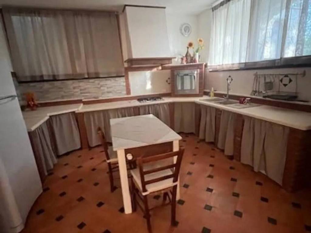 casa indipendente in affitto a Sarzana