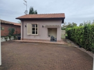 casa indipendente in affitto a Sarzana