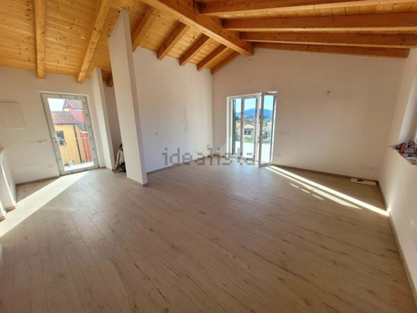 appartamento in affitto a Sarzana