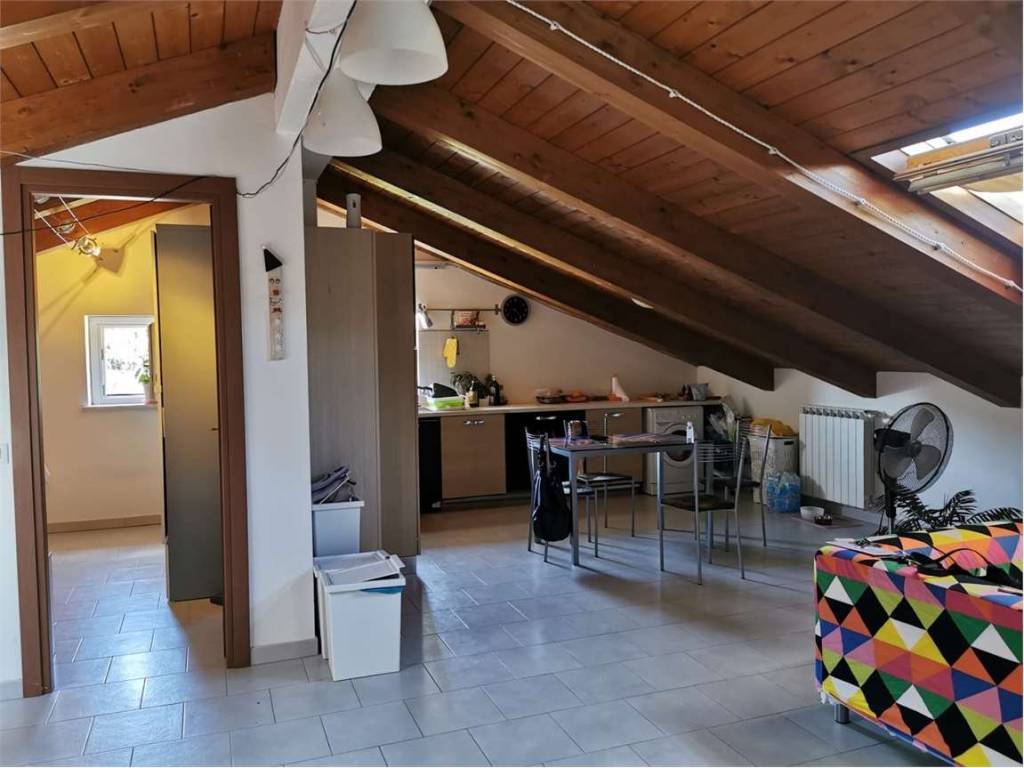 appartamento in affitto a Sarzana