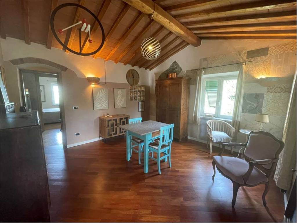 casa semindipendente in affitto a Sarzana