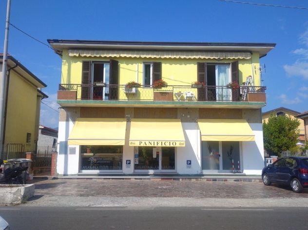 appartamento in affitto a Sarzana