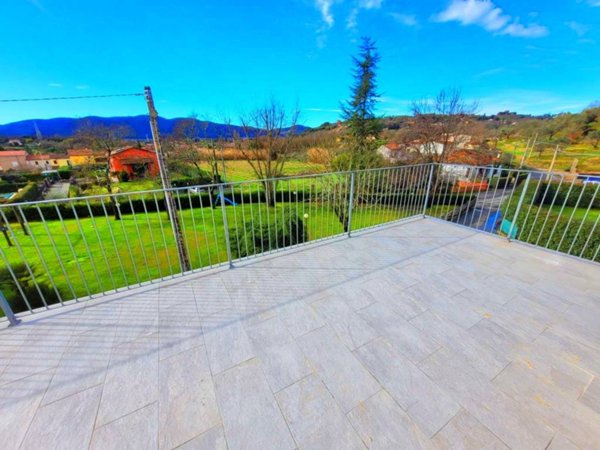 appartamento in affitto a Sarzana