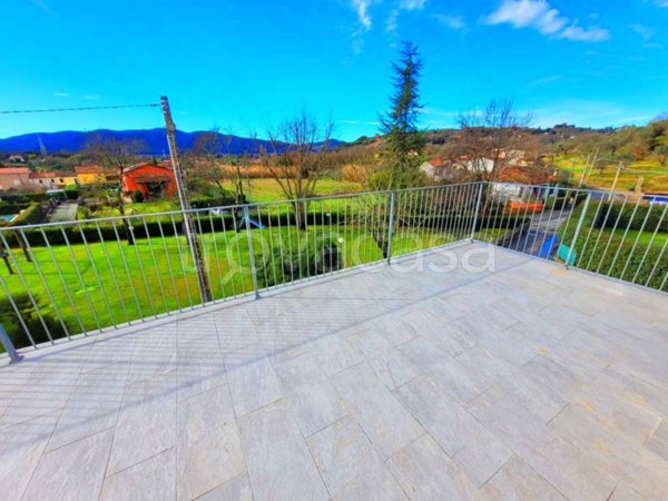 appartamento in affitto a Sarzana