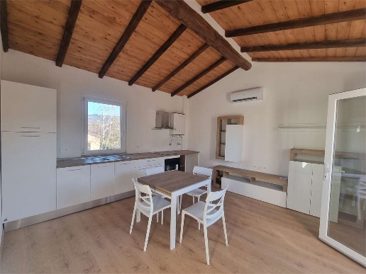 appartamento in affitto a Sarzana