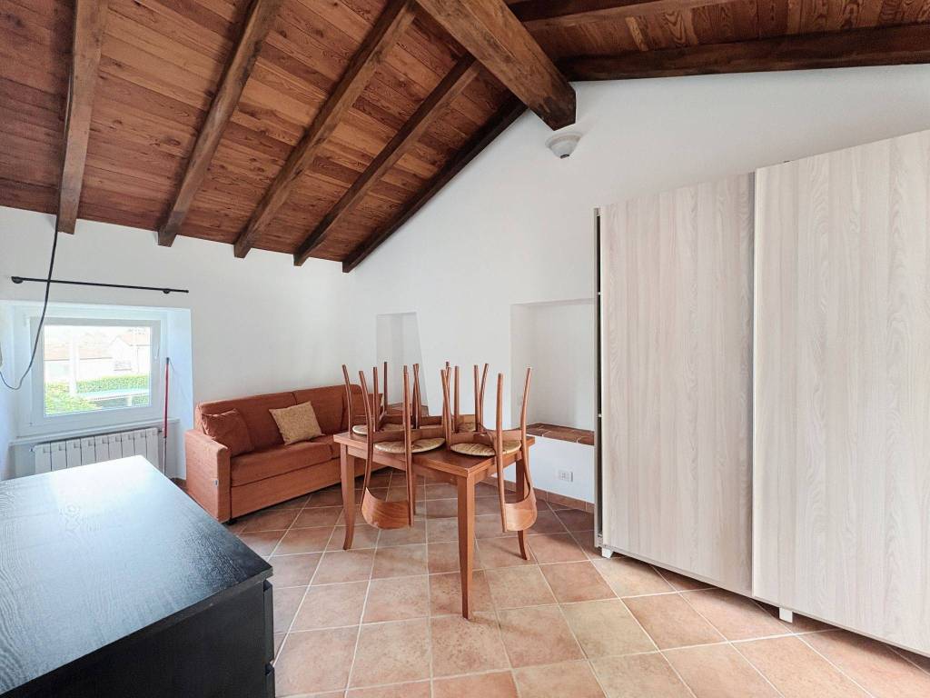 appartamento in affitto a Sarzana