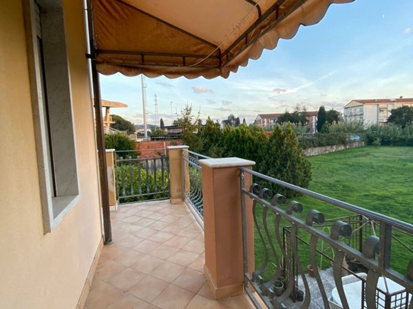 appartamento in affitto a Sarzana