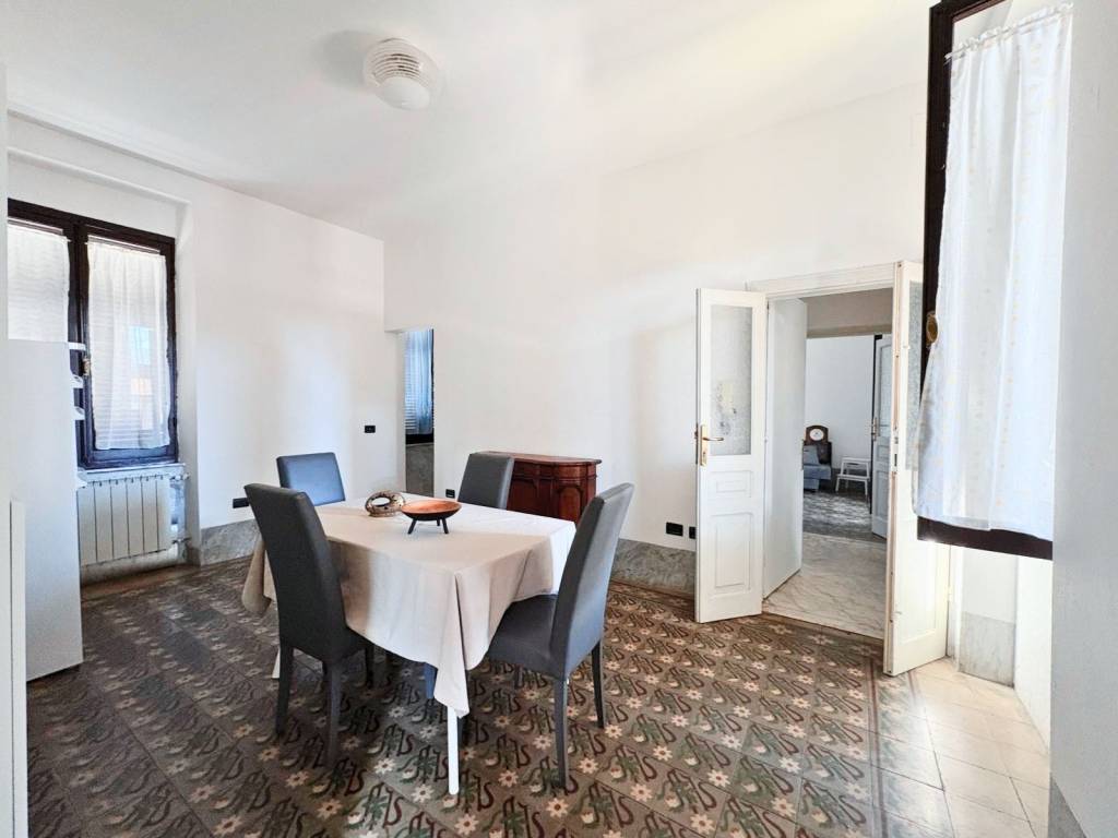 appartamento in affitto a Sarzana