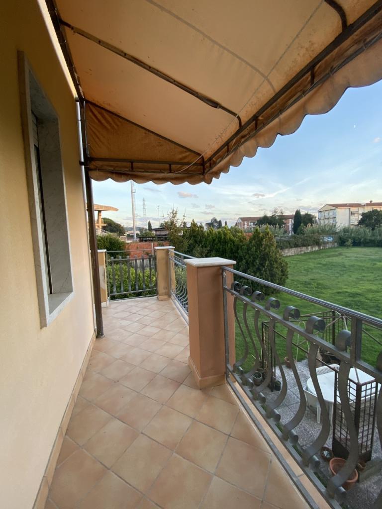 appartamento in affitto a Sarzana