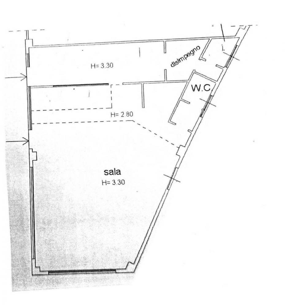 locale commerciale in affitto a Sarzana