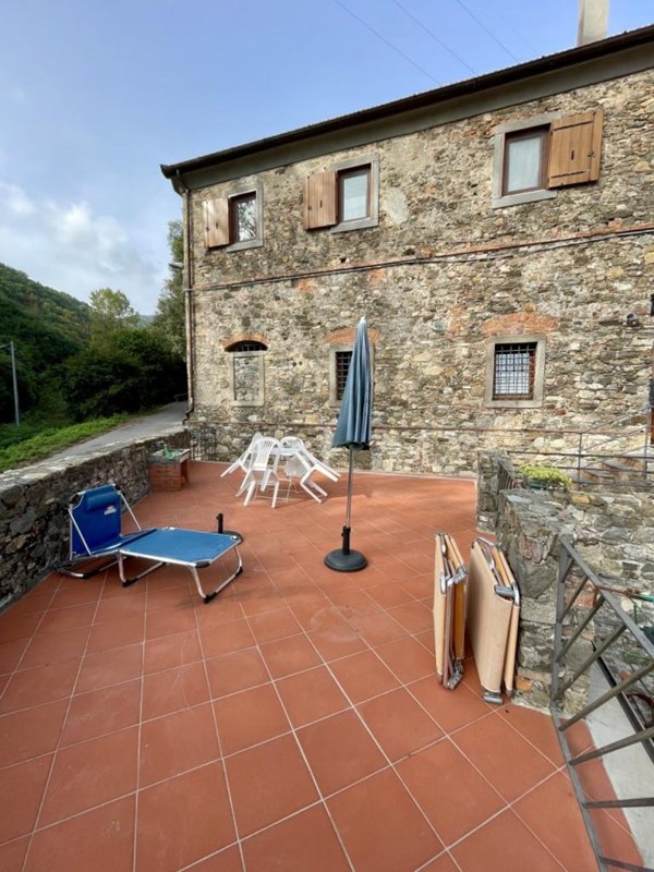 esavano in affitto a Sarzana in zona Falcinello