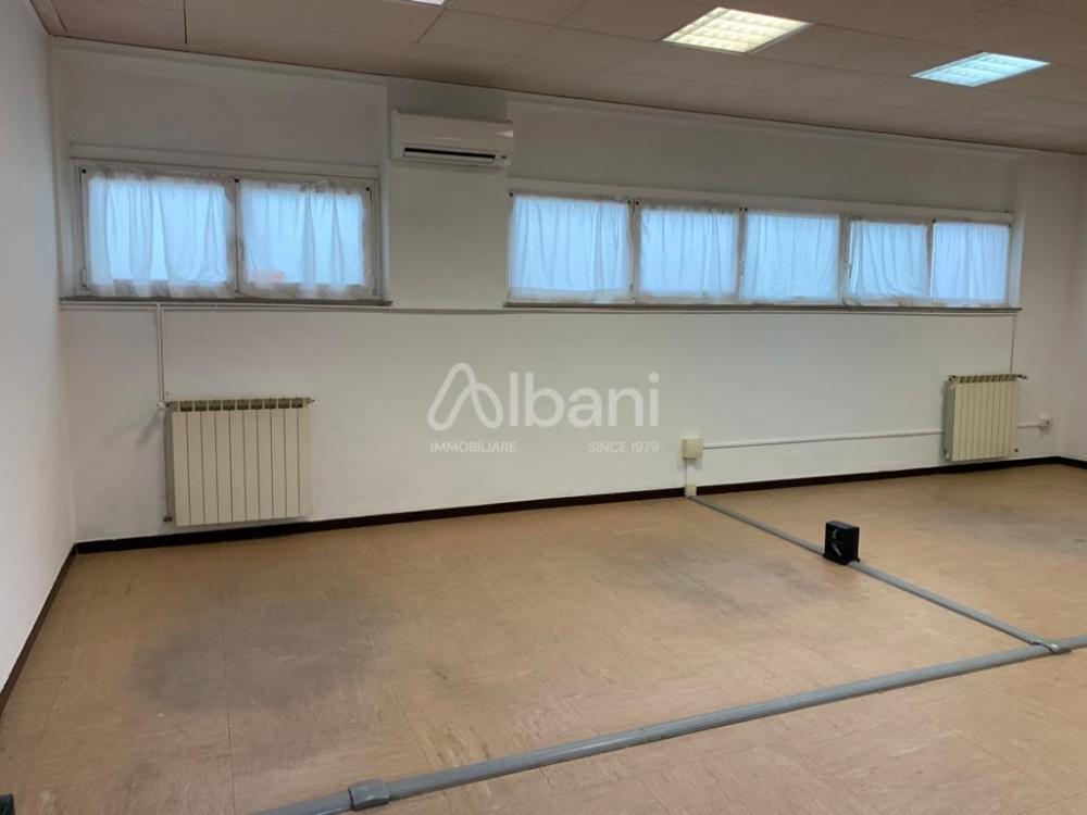 ufficio in affitto a Vezzano Ligure