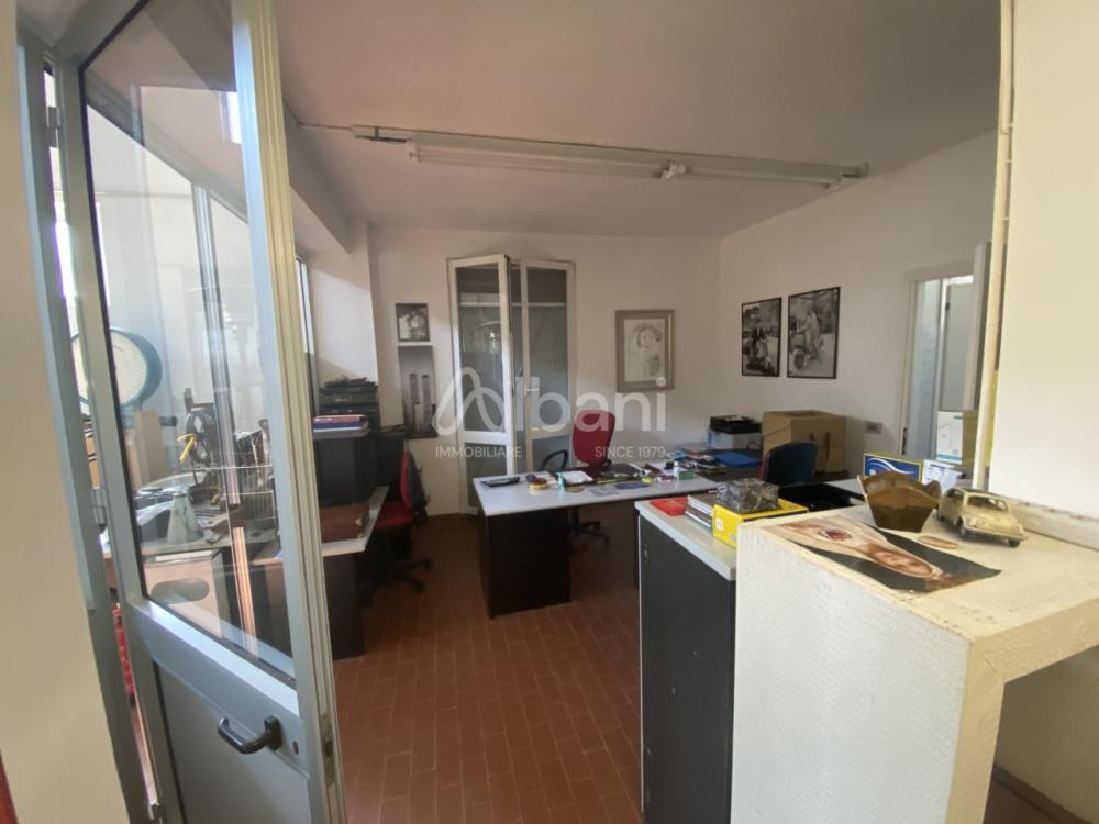 ufficio in affitto a Vezzano Ligure