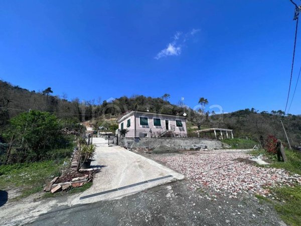 appartamento in affitto a Vezzano Ligure