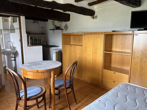 appartamento in affitto a Vezzano Ligure
