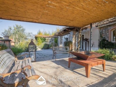 casa indipendente in affitto a Vezzano Ligure