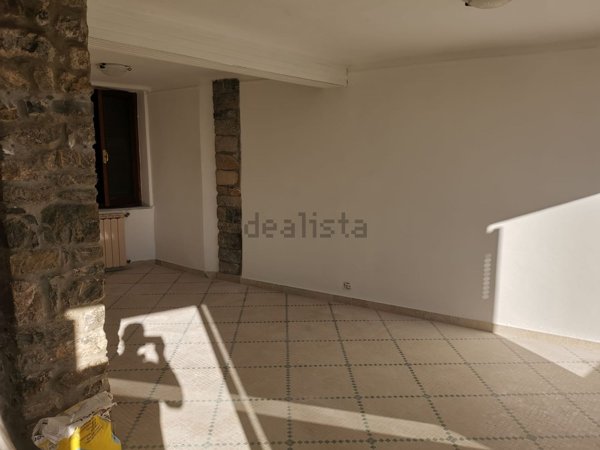 appartamento in affitto a Vezzano Ligure