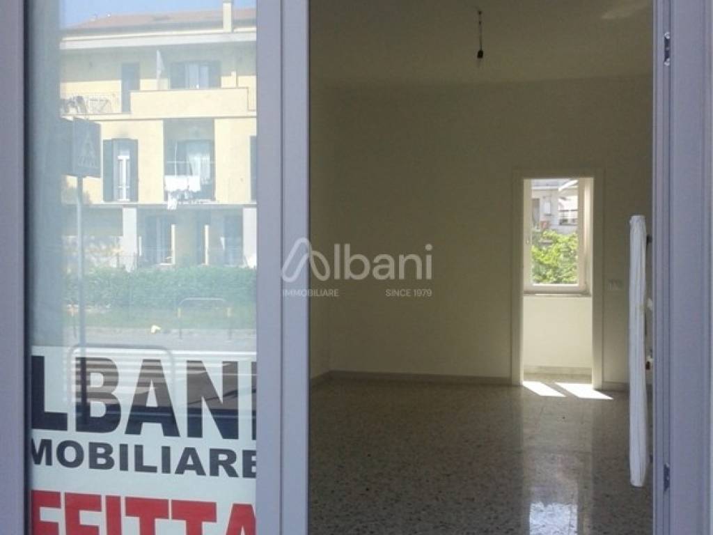 locale commerciale in affitto a Vezzano Ligure in zona Prati