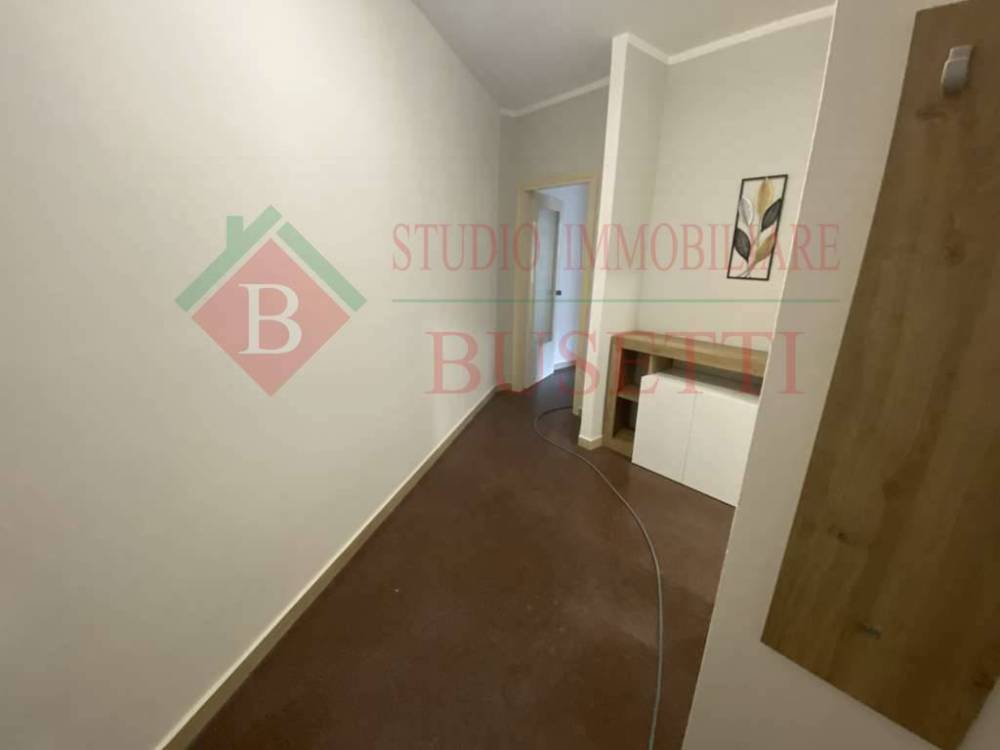 appartamento in affitto ad Agra