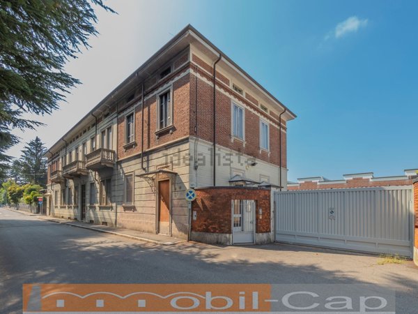 ufficio in affitto ad Albizzate