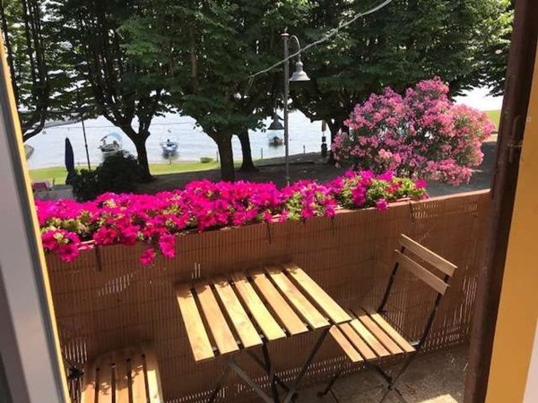 appartamento in affitto ad Angera