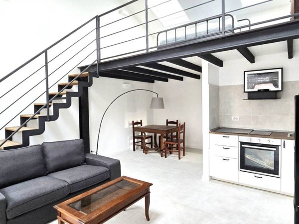 appartamento in affitto ad Angera