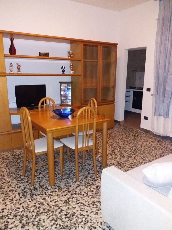 appartamento in affitto ad Angera
