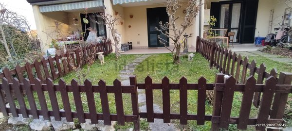 appartamento in affitto ad Angera