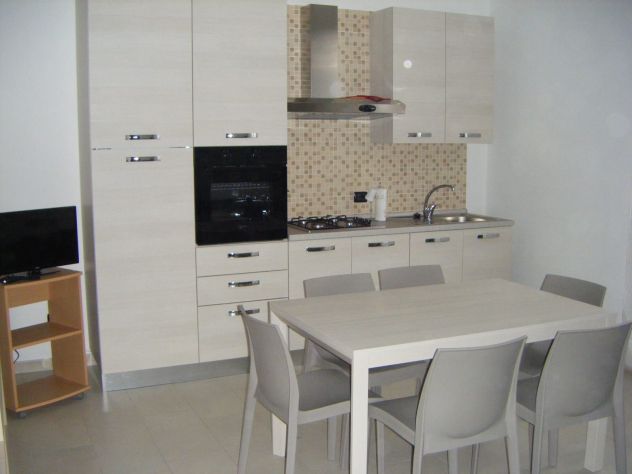 appartamento in affitto ad Angera