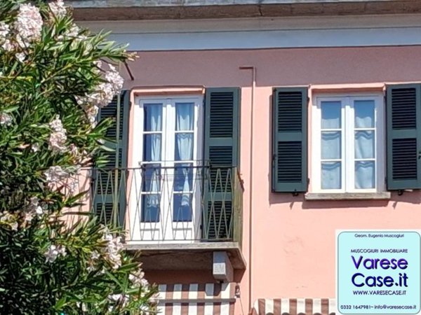 appartamento in affitto ad Angera