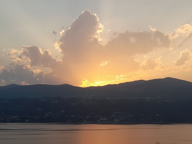 appartamento in affitto ad Angera