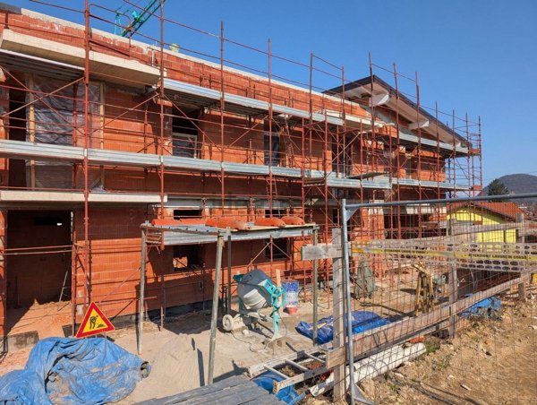 appartamento in affitto ad Arcisate