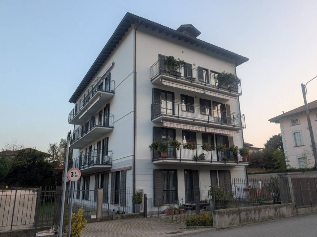 appartamento in affitto ad Arcisate