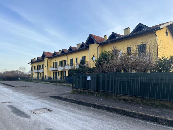 appartamento in affitto ad Arsago Seprio