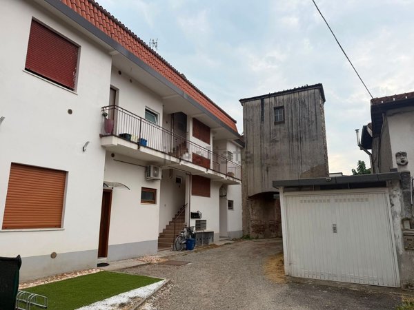 appartamento in affitto ad Arsago Seprio
