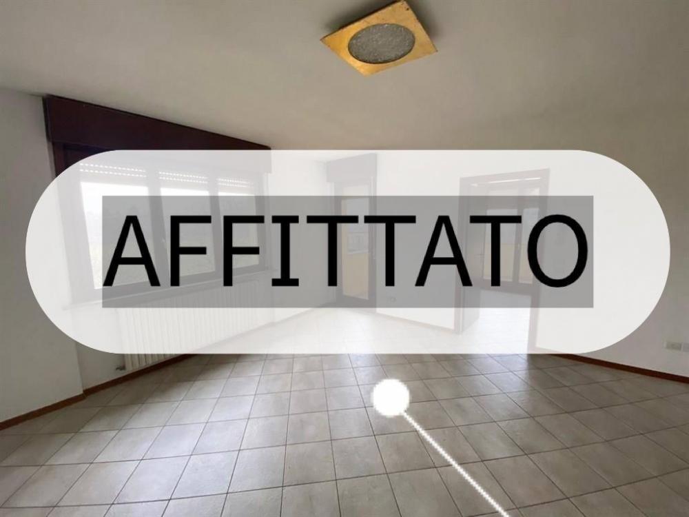appartamento in affitto ad Azzate