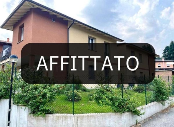 appartamento in affitto ad Azzate in zona Vegonno