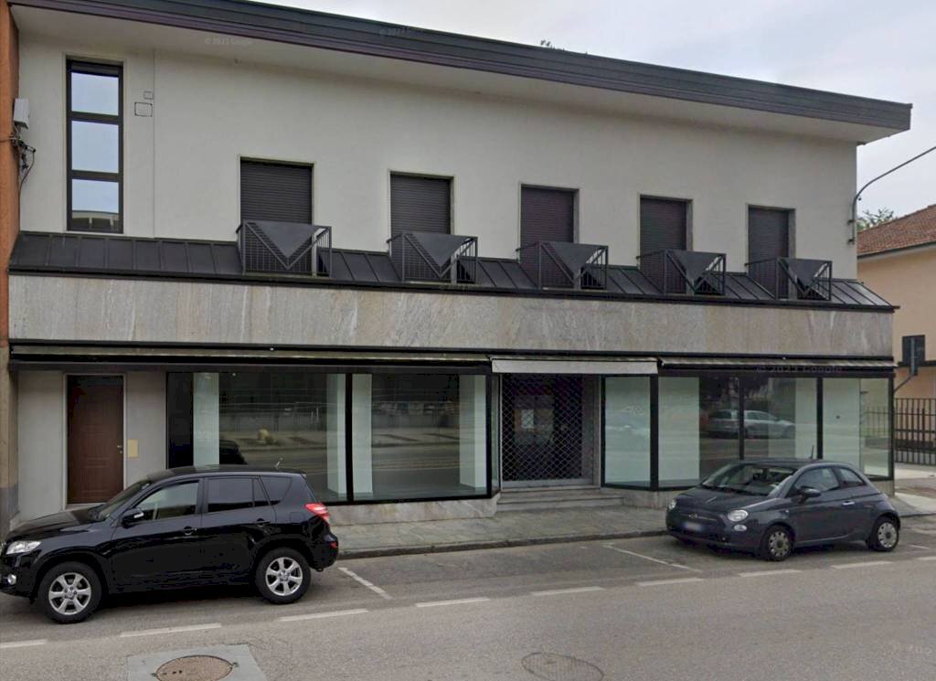ufficio in affitto ad Azzate