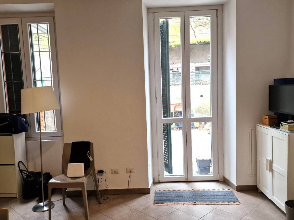 appartamento in affitto ad Azzate