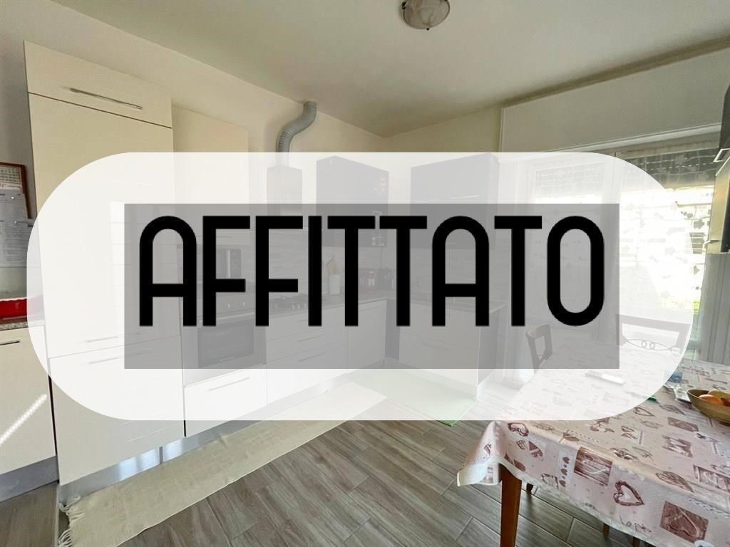 appartamento in affitto ad Azzate in zona Castello