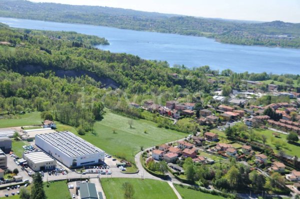 appartamento in affitto a Barasso